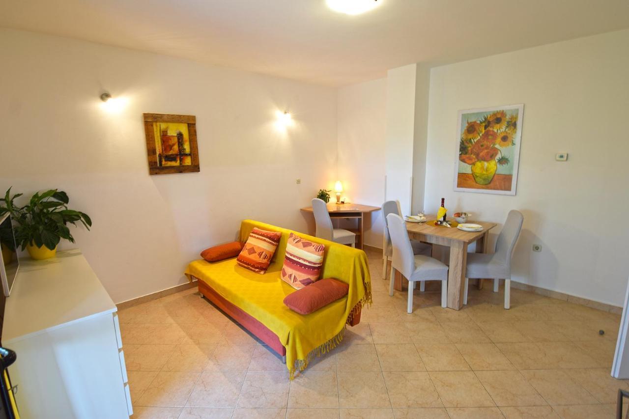 Apartments Bor Medulin Extérieur photo